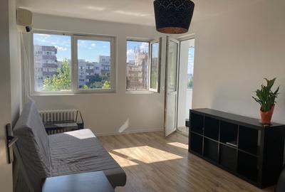 Apartament cu 2 camere semidecomandat, mobilat în Gorjului