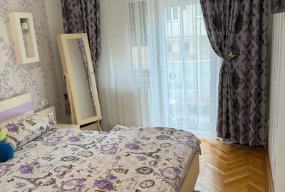 Apartament cu 4 camere decomandat în Funcționarilor - 1