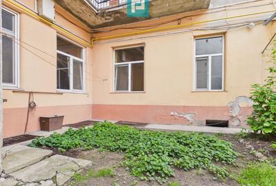 Apartament cu 3 camere semidecomandat în Central - 17