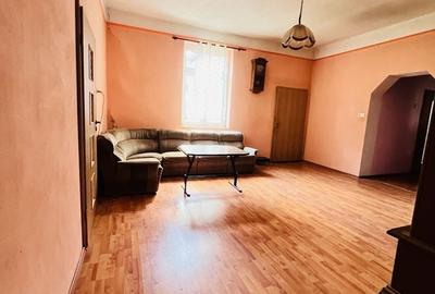 Casă cu 4 camere în Ususău - 4