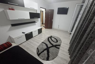 Apartament cu 2 camere decomandat în Alexandru cel Bun