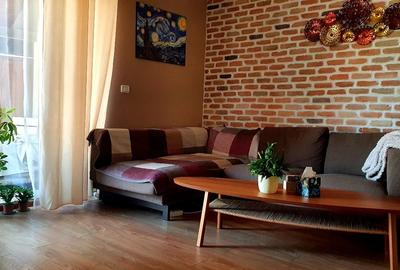 Casă cu 4 camere cu Canalizare în Giroc