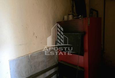 Casă individuală cu 5 camere cu Canalizare în Central - 16