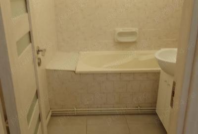 Apartament cu 3 camere decomandat în Zimbru - 4