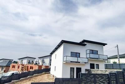 Casă cu 3 camere cu Teren 300 Mp în Valea Lupului