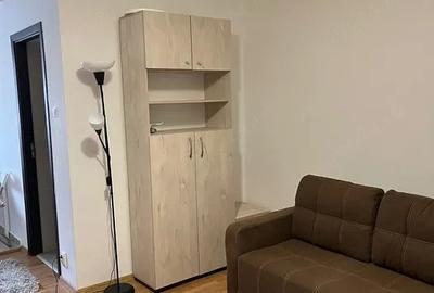 Garsonieră semidecomandată în Basarabia