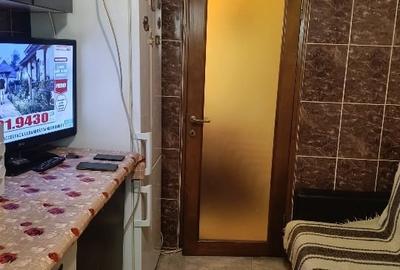 Garsonieră decomandată, mobilată în Vișan - 10