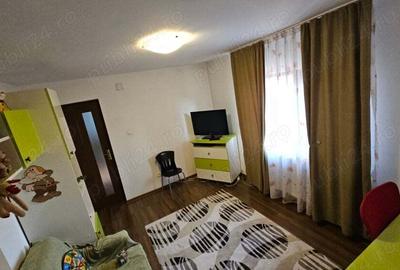 Casă cu 5 camere cu Teren 775 Mp în Central - 1