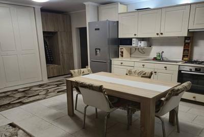 Apartament cu 2 camere semidecomandat, mobilat în Florești - 1