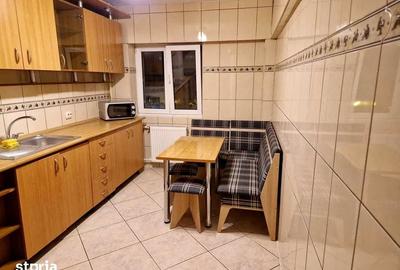 Apartament cu 3 camere decomandat în Colentina