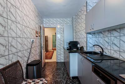 Apartament cu 3 camere decomandat în Baba Novac - 5