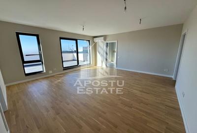 Apartament cu 3 camere decomandat în Torontalului