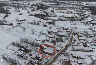 Casă cu 4 camere în Băgara