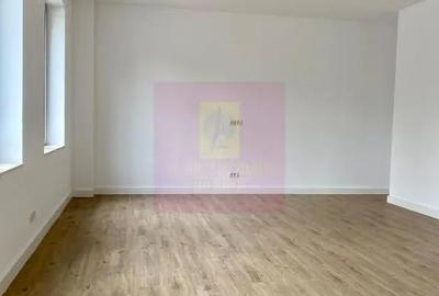 Apartament cu 3 camere decomandat în Armeneasca