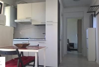 Apartament cu 2 camere semidecomandat, mobilat în Jiului