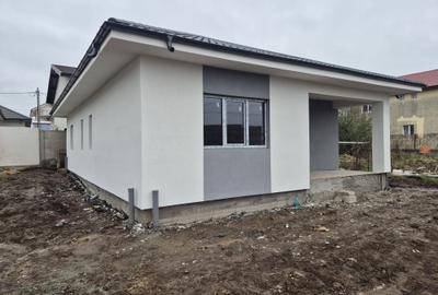 Casă cu 4 camere în Central - 6