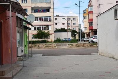 Apartament cu 2 camere decomandat în Buhuși - 8