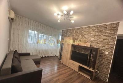 Apartament cu 3 camere semidecomandat, mobilat în Drumul Taberei