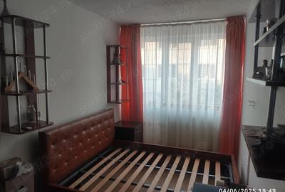 Apartament cu 3 camere decomandat în Central - 2