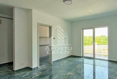 Apartament cu 3 camere decomandat în Grădiște
