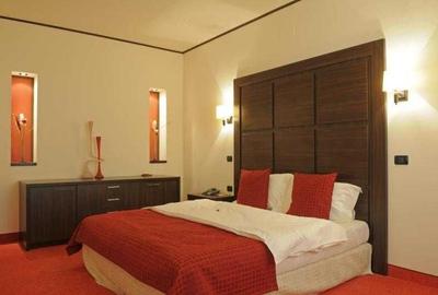 Apartament cu 3 camere decomandat în Tudor Vladimirescu
