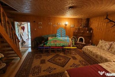 Casă cu 4 camere cu Teren 251 Mp în Lepșa