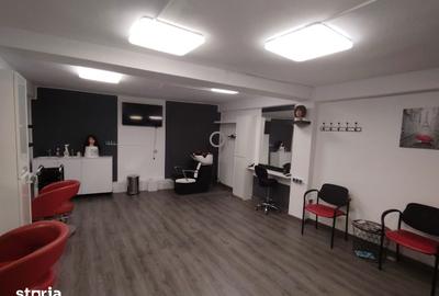 Spațiu comercial, de 40 mp, în Central - 6