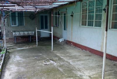 Casă cu 4 camere în Central - 4