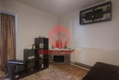 Casă cu 4 camere cu Teren 600 Mp în Lazu