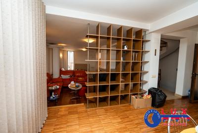 Casă cu 7 camere cu Teren 436 Mp în Central - 6