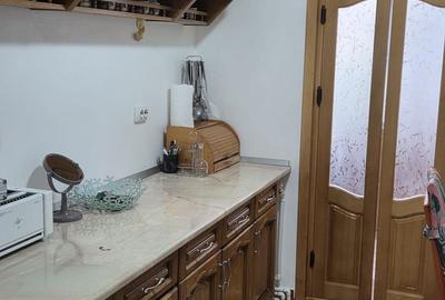 Apartament cu 2 camere decomandat în Manolești