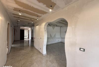 Casă cu 4 camere în Vicovu de Sus