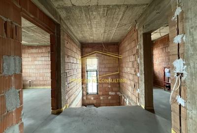 Duplex cu 5 camere cu Canalizare în Ciarda Roșie - 17
