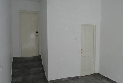 Spațiu comercial, de 37 mp, în Horea - 3