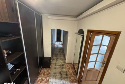 Apartament cu 3 camere în Alexandru cel Bun - 1