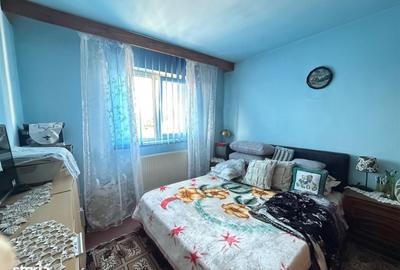 Apartament cu 2 camere semidecomandat în Turnișor