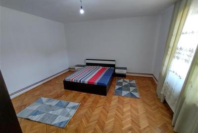 Casă individuală cu 2 camere cu Teren 1000 Mp în Vest - 11