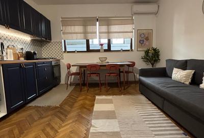 Apartament cu 4 camere în Gara de Nord
