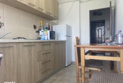 Apartament cu 2 camere în Micro 6