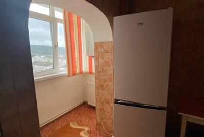 Apartament cu 3 camere semidecomandat, mobilat în Zimbru - 6