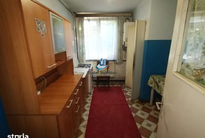 Apartament cu 2 camere decomandat în Precista