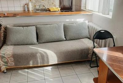 Garsonieră decomandată în CET - 4