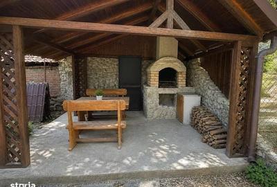 Casă cu 4 camere cu Teren 400 Mp în Exterior Sud