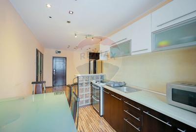 Apartament cu 3 camere decomandat în Nufărul - 7