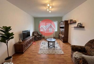 Apartament cu 2 camere decomandat în E3