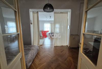 Apartament cu 2 camere semidecomandat în Badea Cârțan