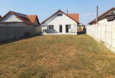 Casă cu 1 camere cu Teren 650 Mp în Central