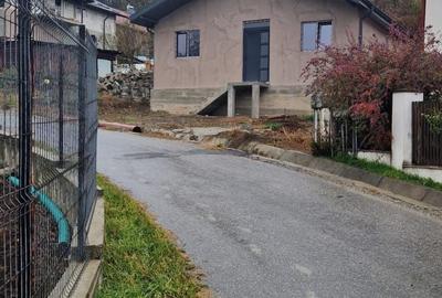 Casă cu 3 camere cu Teren 1128 Mp în Vlădești - 3