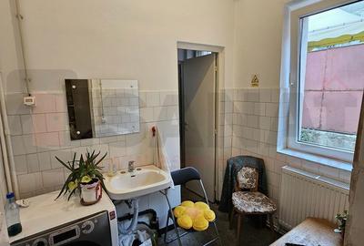 Spațiu comercial, de 180 mp, în Central - 2
