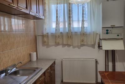 Apartament cu 2 camere semidecomandat, mobilat în Central - 1